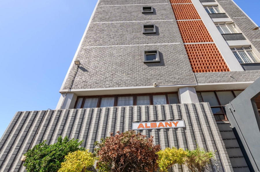 2 Bedroom Property for Sale in Port Elizabeth Central Eastern Cape